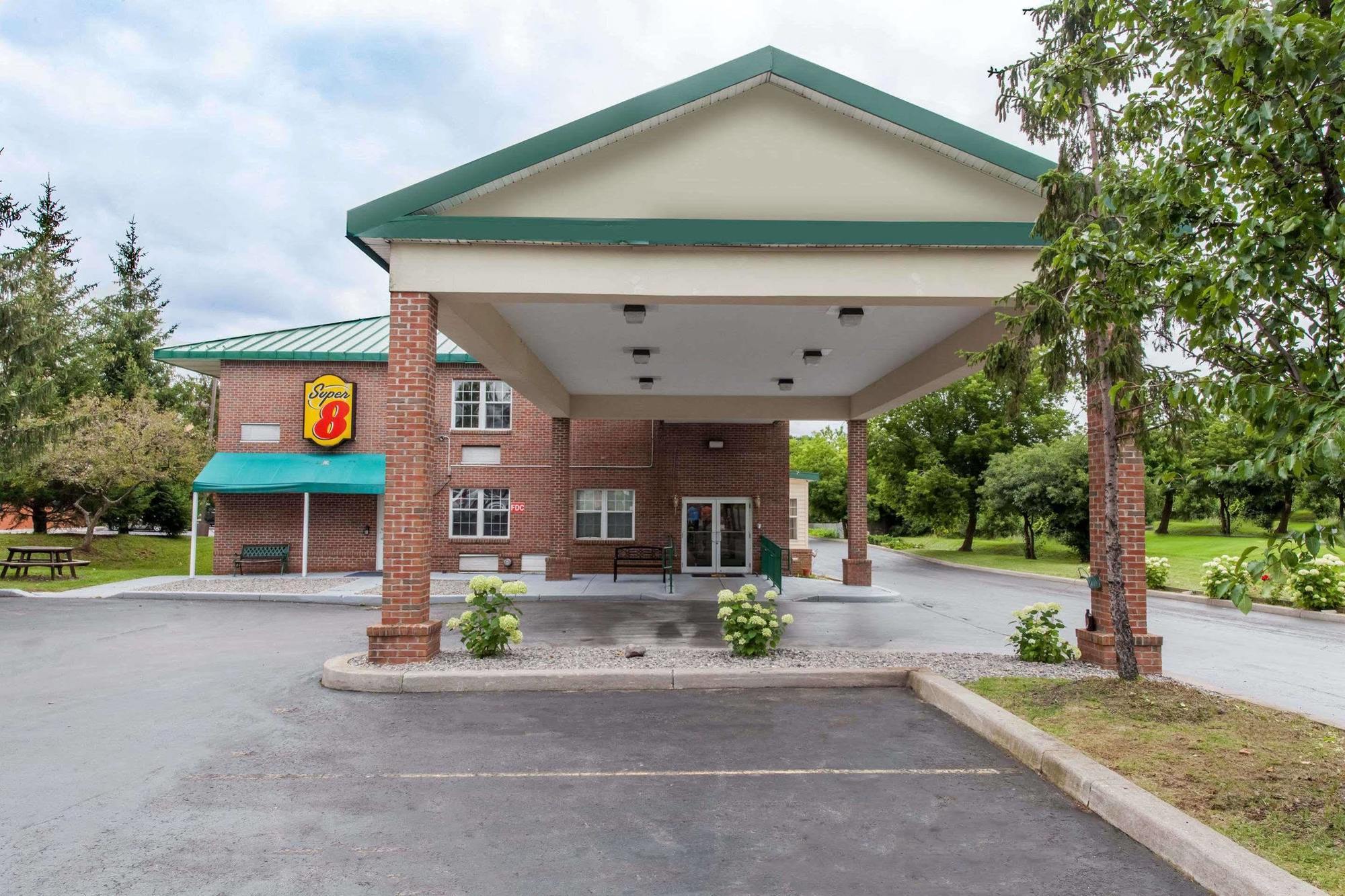 Syracuse Inn East Syracuse Exterior foto
